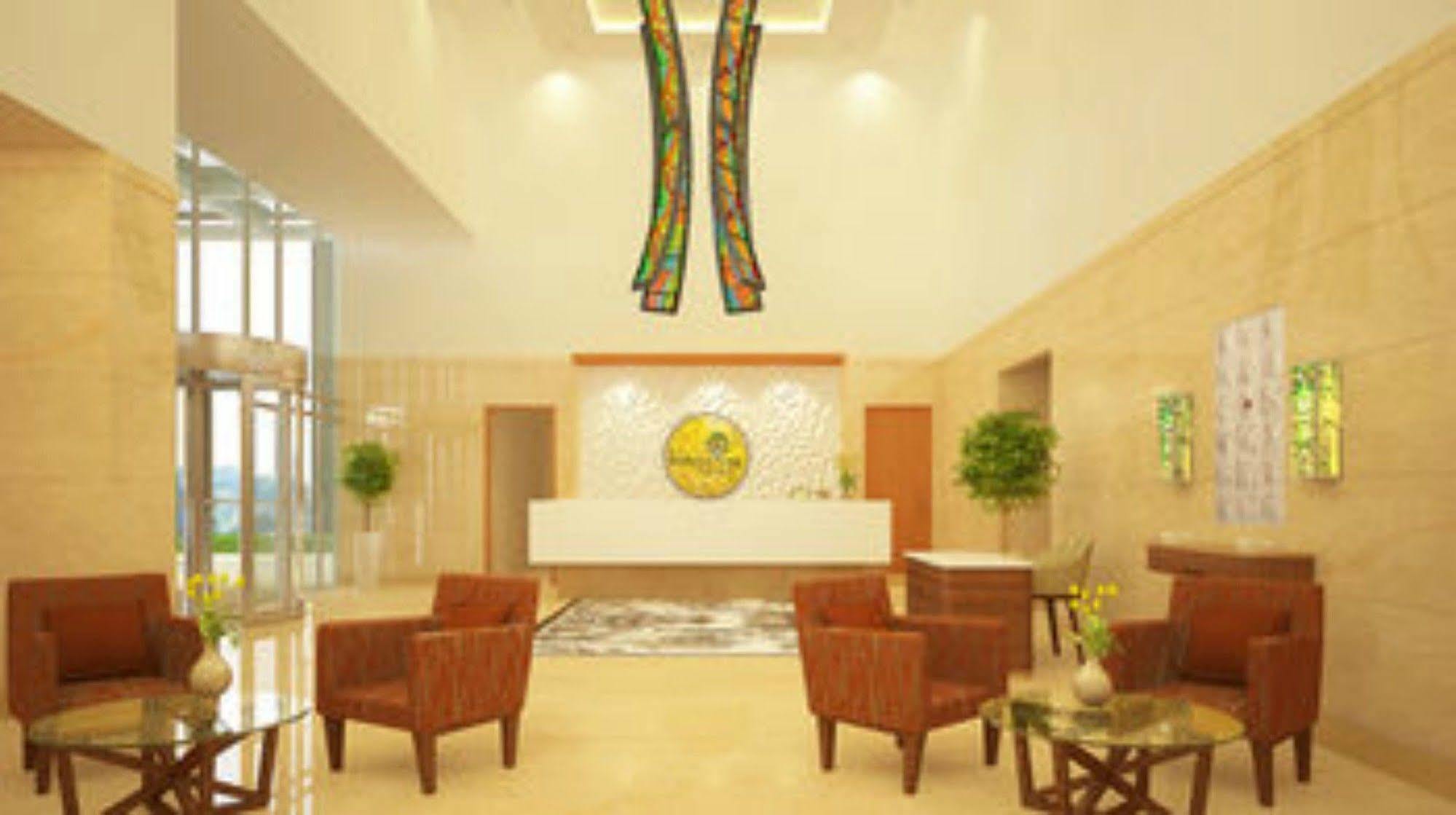 Lemon Tree Hotel, Gachibowli, Hyderabad Exterior foto