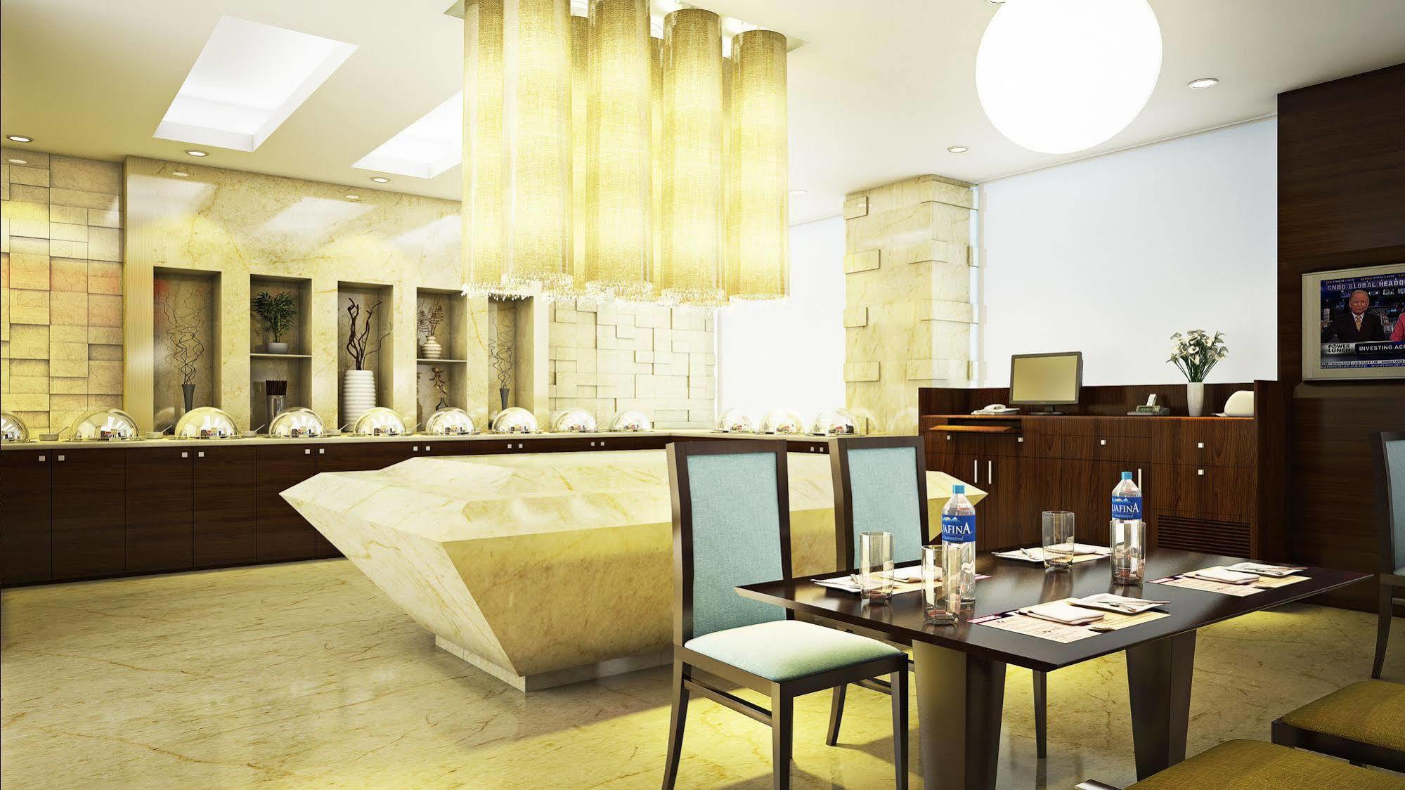 Lemon Tree Hotel, Gachibowli, Hyderabad Exterior foto